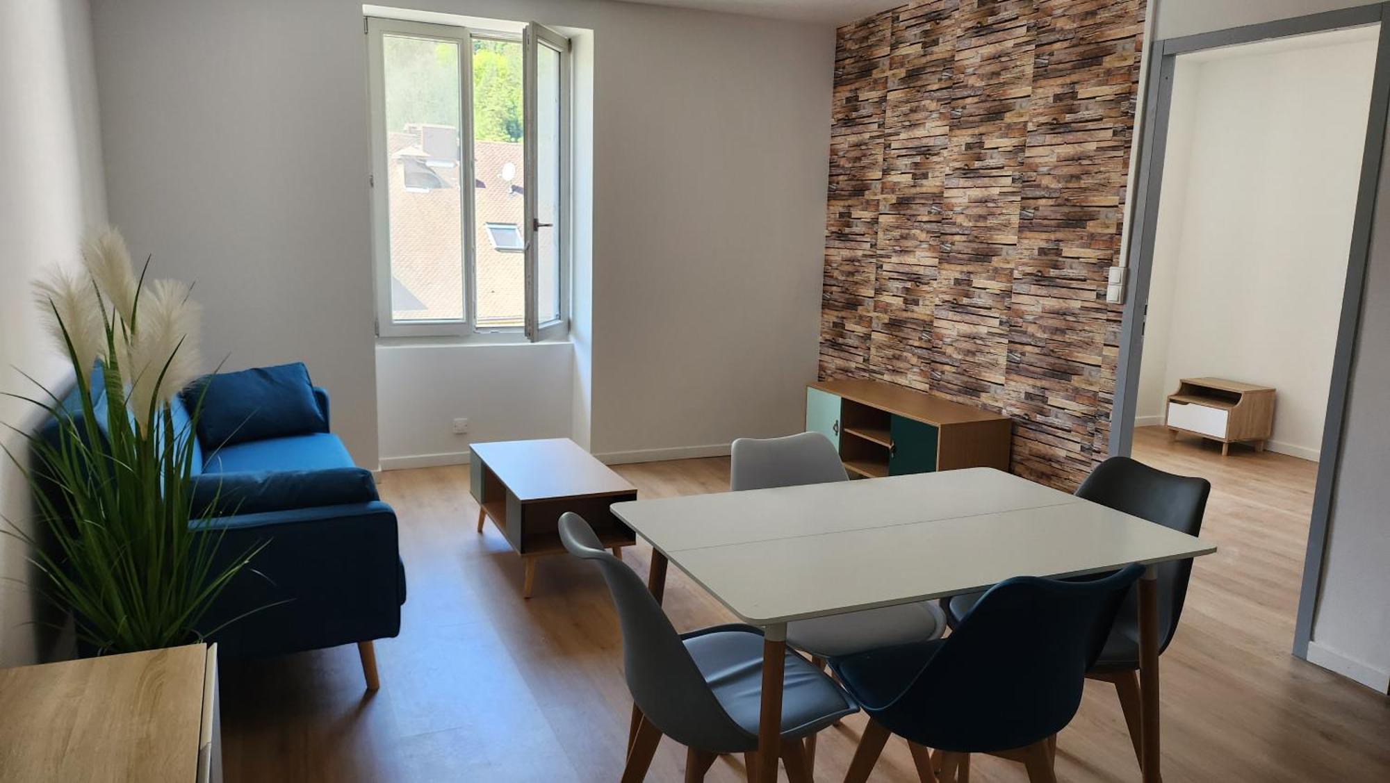 Appartement Tout Confort Vue Sur Les Forts Salins-les-Bains Exterior foto